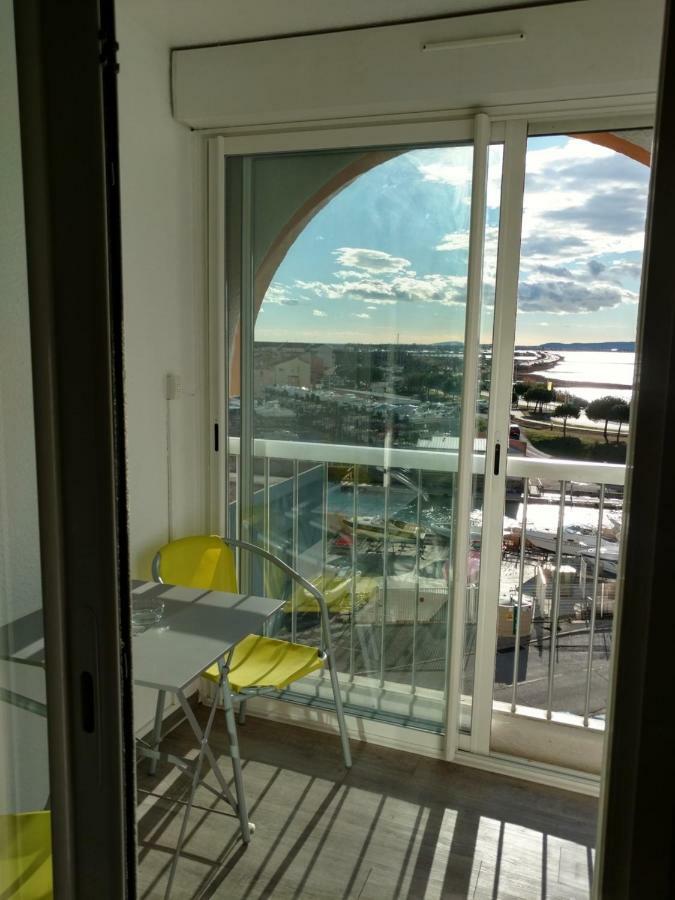 Jolis Studios Vue Sur Mer Port, Etangs Et Canaux Residence Rivercity Carnon-Plage Exteriör bild